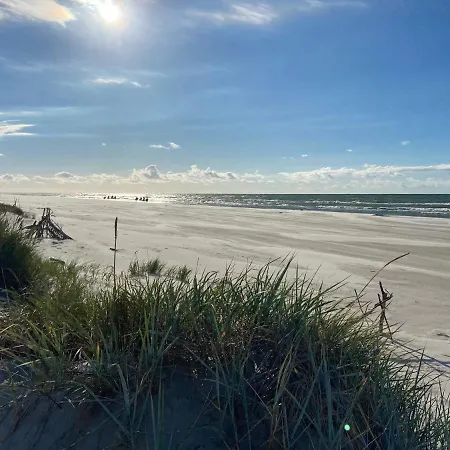 Dom Marzen Z Jacuzzi Pod Gwiazdami فيلة