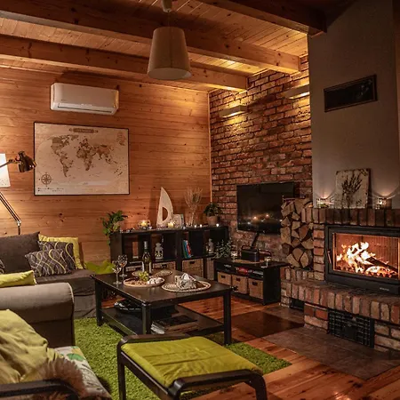 Dom Marzen Z Jacuzzi Pod Gwiazdami فيلة *