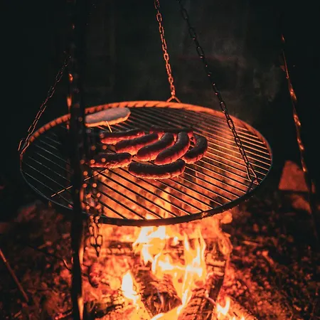 Dom Marzen Z Jacuzzi Pod Gwiazdami