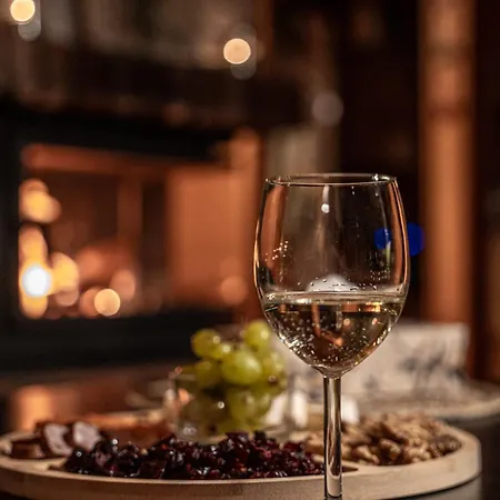 فيلة Dom Marzen Z Jacuzzi Pod Gwiazdami *