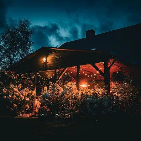 Dom Marzen Z Jacuzzi Pod Gwiazdami * كوبالينو